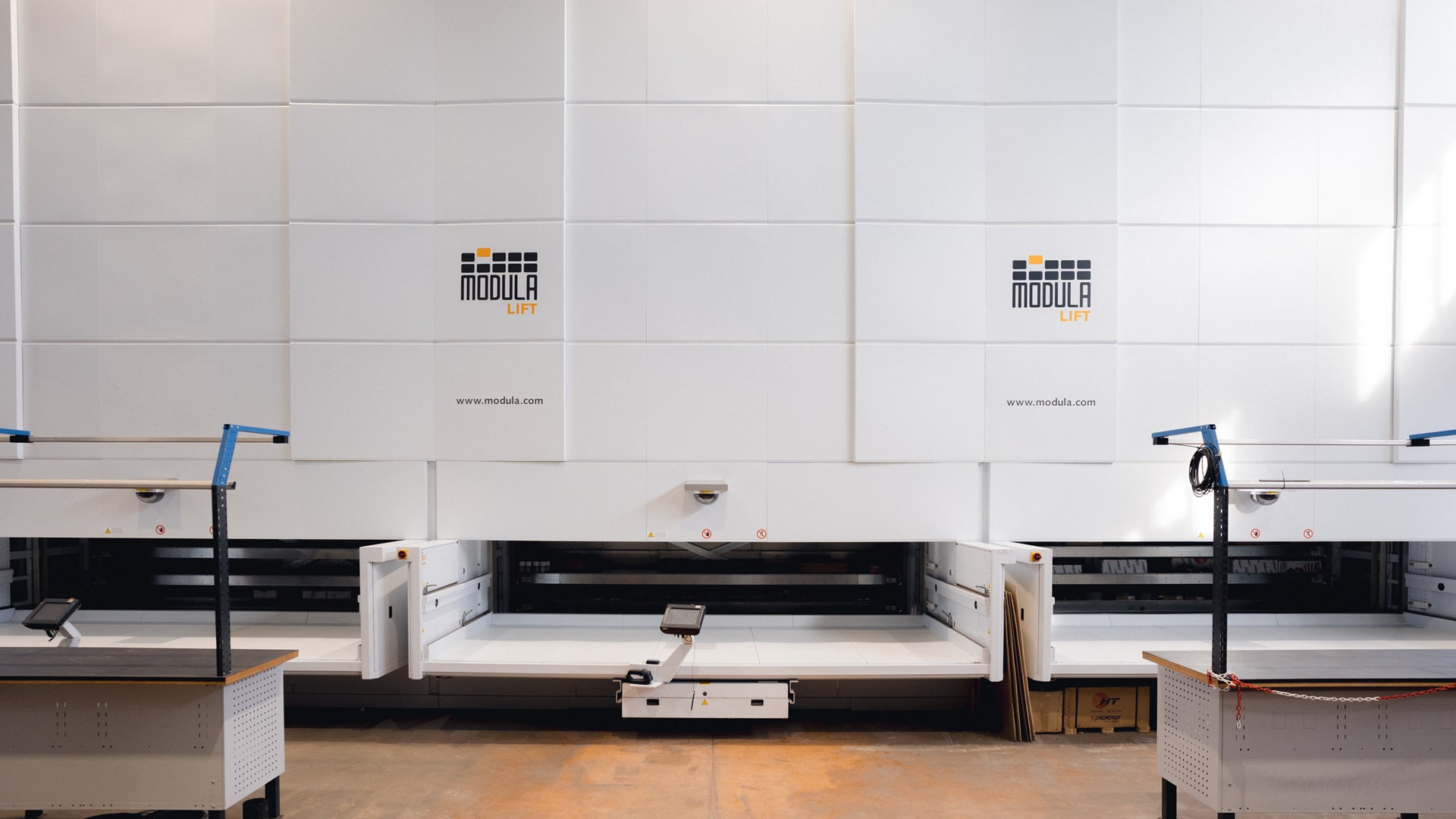 Forniture industriali sfondo