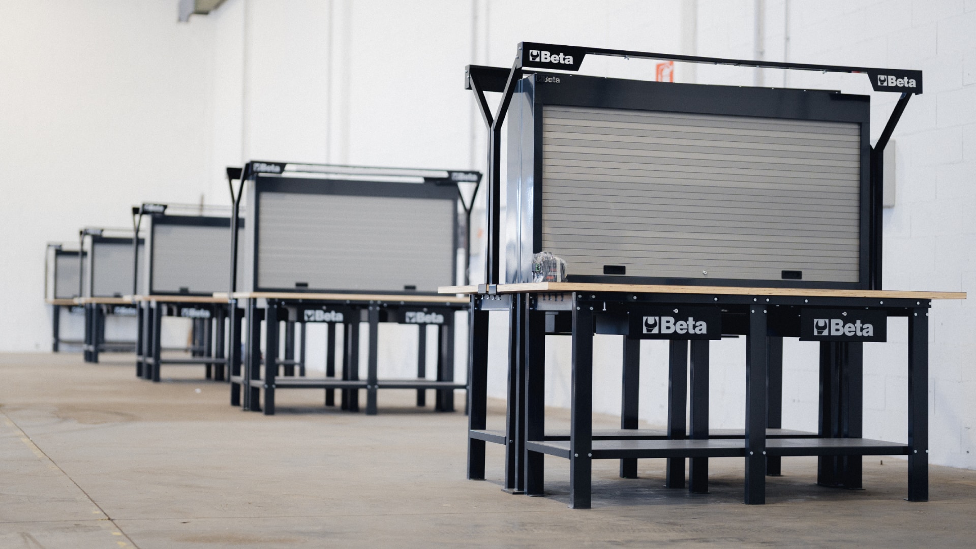 Assistenza e manutenzione sfondo